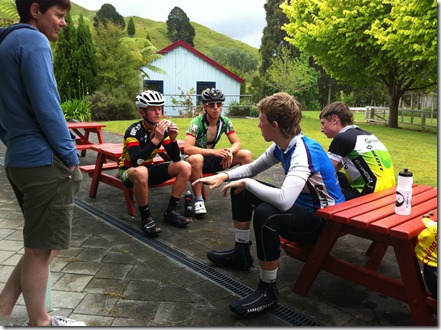 Lunchtime at Kakatahi School